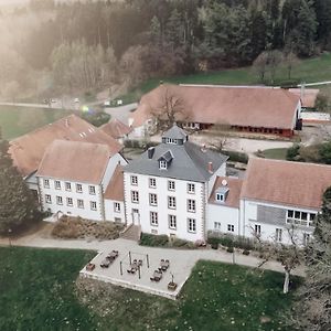 Hotel Hofgut Imsbach Lapointe